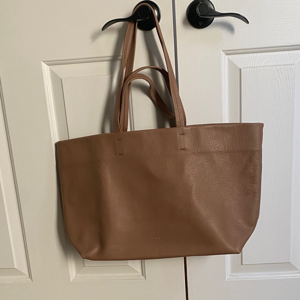 Cuyana Blush Leather Tote Bag - Picture 4 of 7